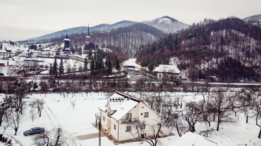 Pensiunea Hai In Maramures Birsana ภายนอก รูปภาพ