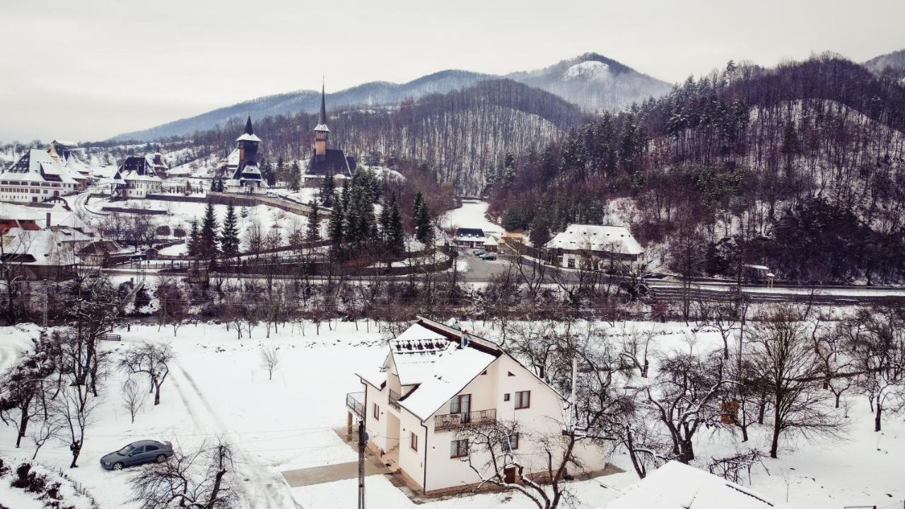 Pensiunea Hai In Maramures Birsana ภายนอก รูปภาพ